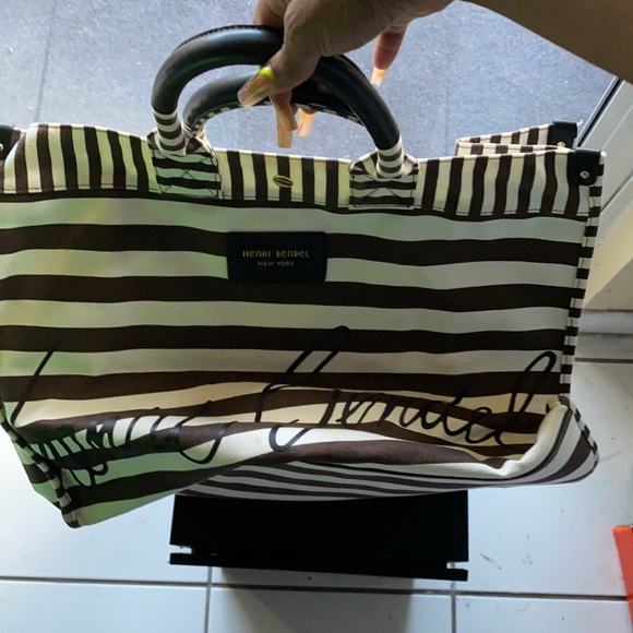 Henri Bendel Beach Tote with Make up bag - Picture 1 of 2